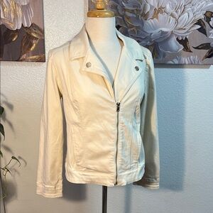 EUC Chico's Cream Jean Jacket​ (Size 8/10)